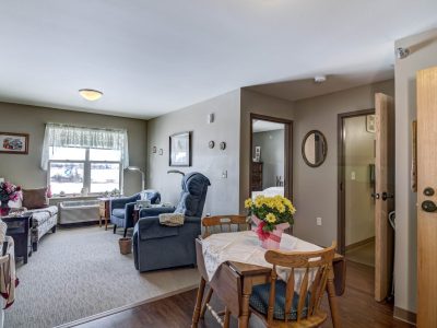 47-10 - Main Level Bedroom - 2-02
